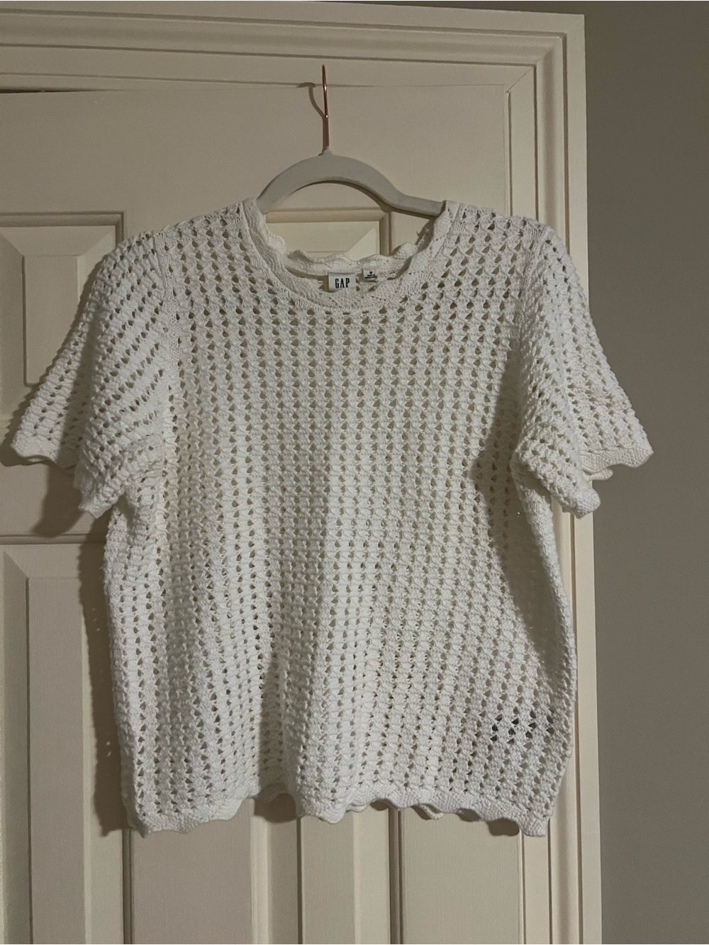 GAP White Crochet Short Sleeve Crewneck Sweater